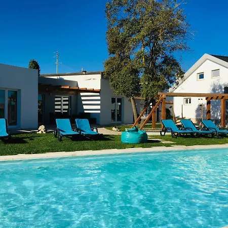 Pensionat Furnaka Eco Village Lourinhã