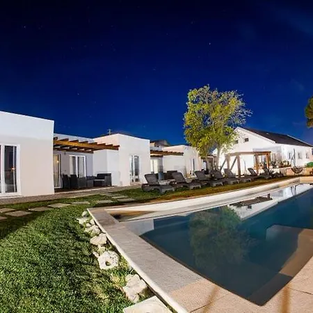 Furnaka Eco Village Pensionat *
