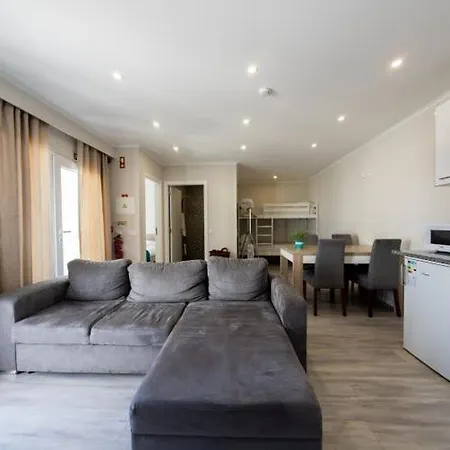 Pensionat Furnaka Eco Village Lourinhã