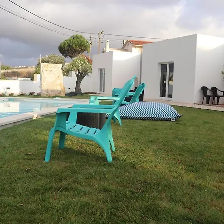 Pensionat Furnaka Eco Village Lourinhã