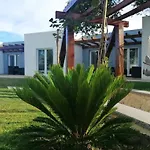 Furnaka Eco Village 로리냐