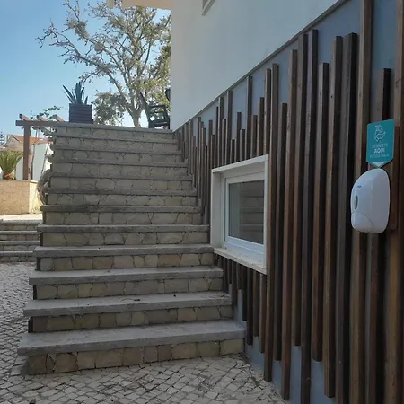 Pensión Furnaka Eco Village Lourinhã